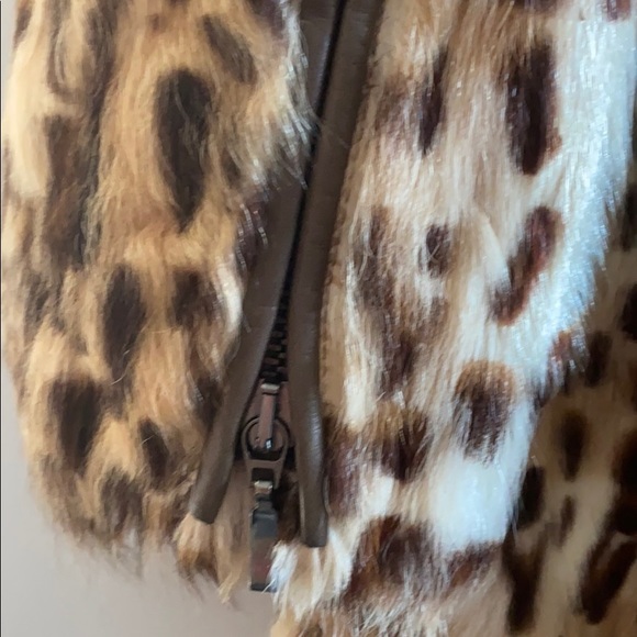 Visconf Leopard Print Coat - Picture 6 of 8